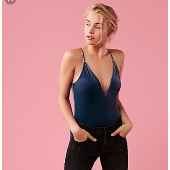 Express Velvet Bodysuit - Picture 2 of 5